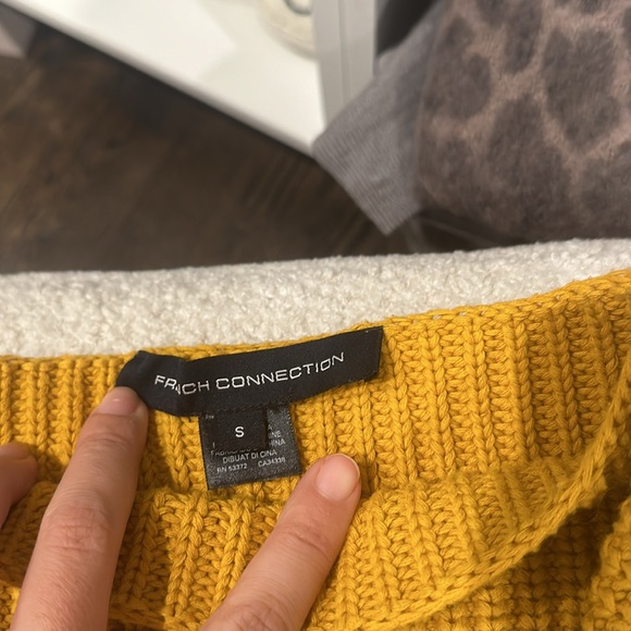 French connection yellow sweater - Picture 2 of 2